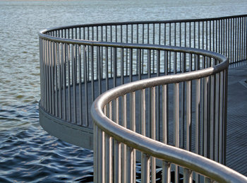 Schleifen, Beizen oder Elektrochemisch Reinigen? 